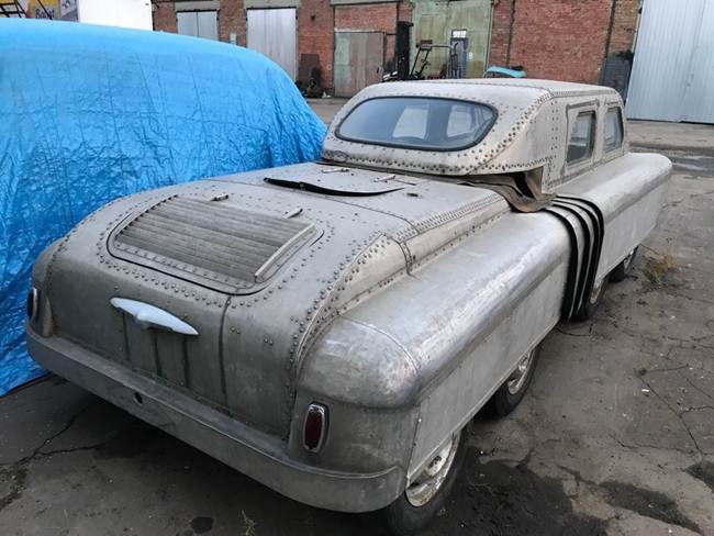 8-wheel-Soviet-mysterious-vehicle-Gudsol-002